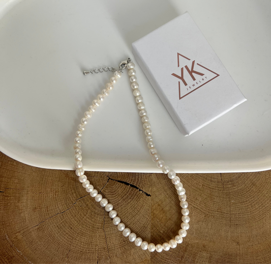 Classic Pearl Necklace