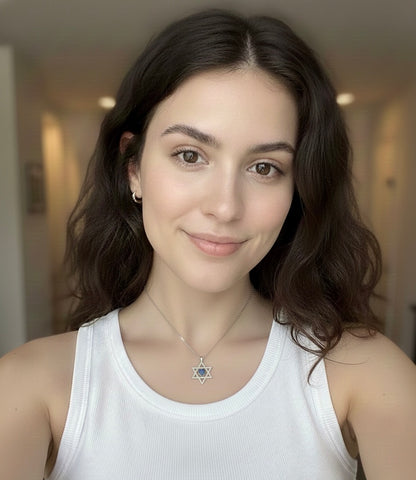 Magen David Shapphir Necklace