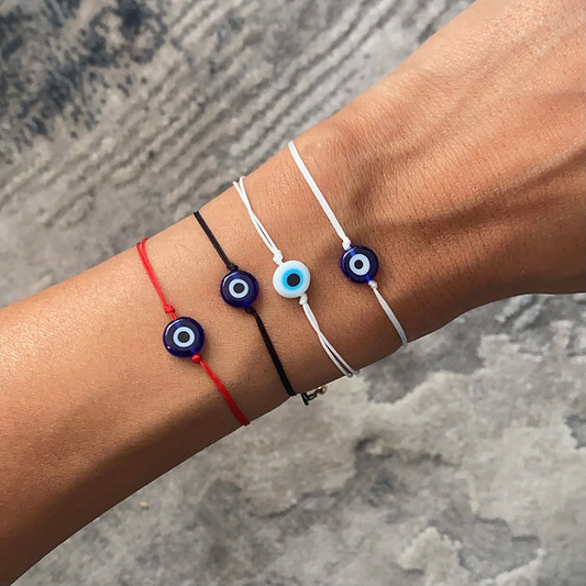 Eye thread bracelet